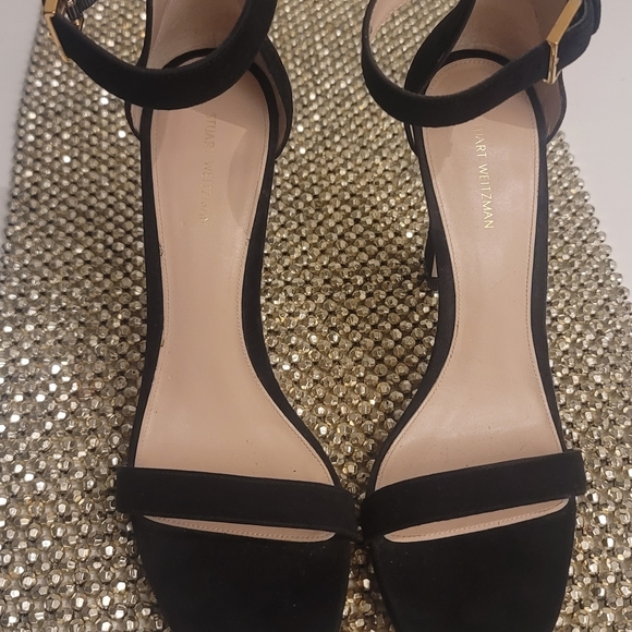 Stuart Weitzman NearlyNude Strap Sandal - Picture 3 of 4